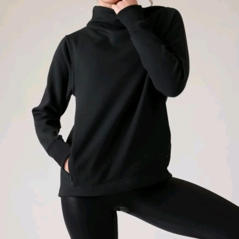 ATHLETA Cozy Karma Twist Neck Sweatshirt Black Lined Pullover Size Medium